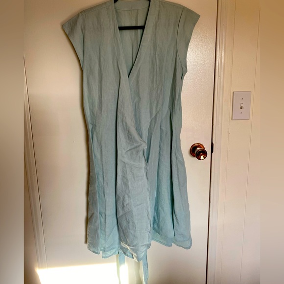 100% Linen wrap dress - Picture 2 of 4